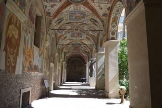 Tajný klášter v centru Říma? Jeho nádherné prostory míjí denně tisíce turistů - Novinky